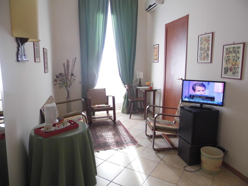 La Residenza Dei Nobili Bed & Breakfast Catanzaro Ruang foto