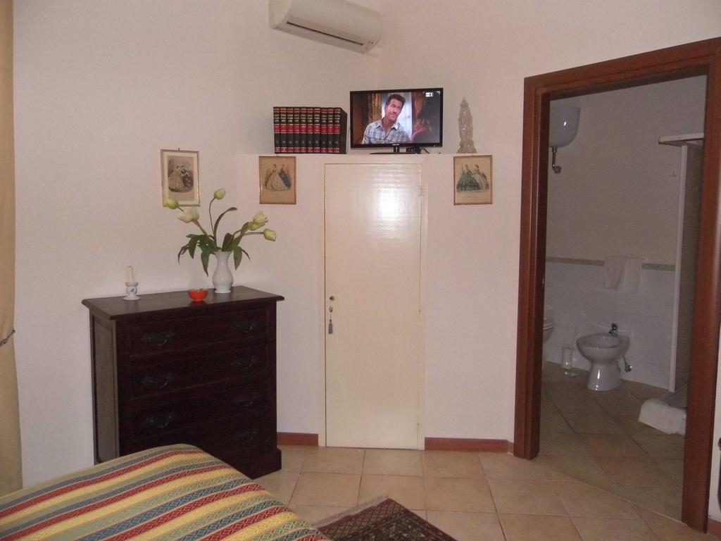 La Residenza Dei Nobili Bed & Breakfast Catanzaro Ruang foto