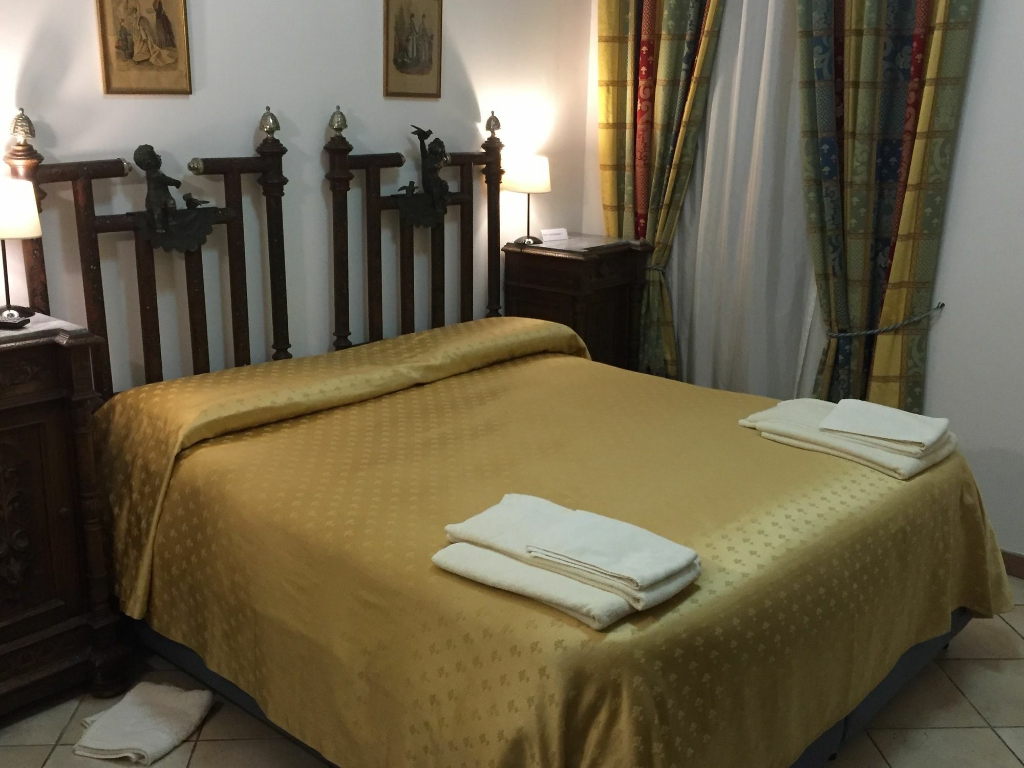 La Residenza Dei Nobili Bed & Breakfast Catanzaro Bagian luar foto