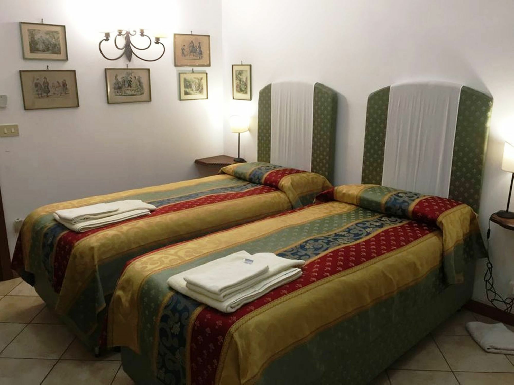 La Residenza Dei Nobili Bed & Breakfast Catanzaro Bagian luar foto